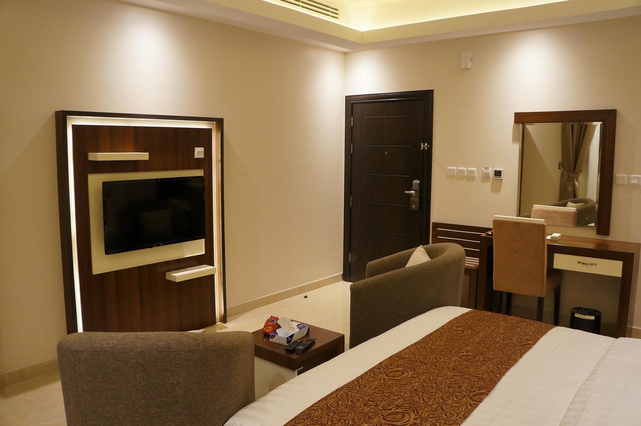 Madeira Hotel Suites Nadinah Екстер'єр фото